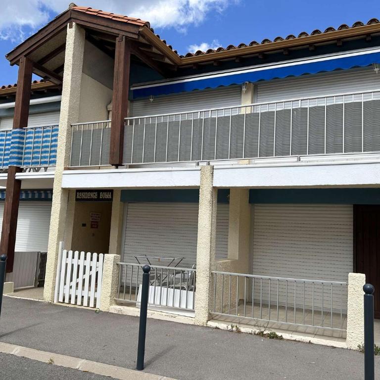 SP230-005 Studio 2 couchages SAINT PIERRE LA MER - Appartement - 13