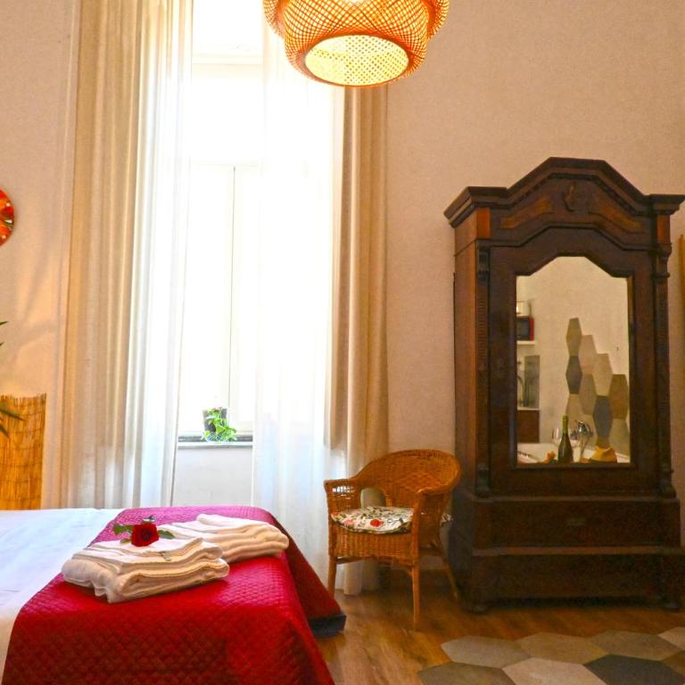 Sunrise Luxury - Junior Suite with Spa Bath - 17