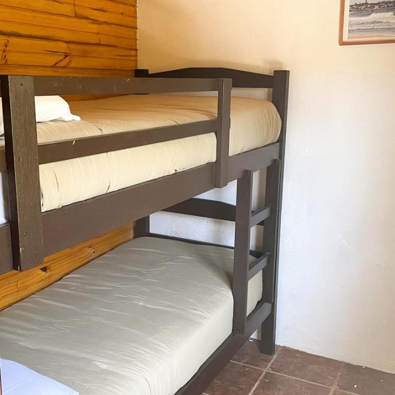 El Bonito Hostel - Bed in 8-Bed Dormitory Room - 4