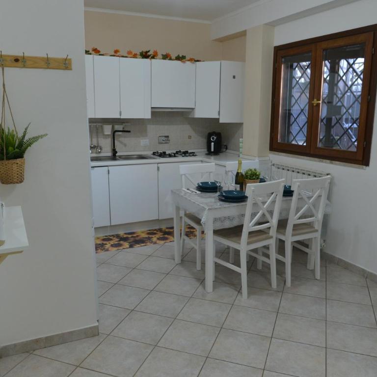 Elis Home 6' FCO Airport, 5' Beach, 3' Rome - Casa con 1 Camera da Letto - 5