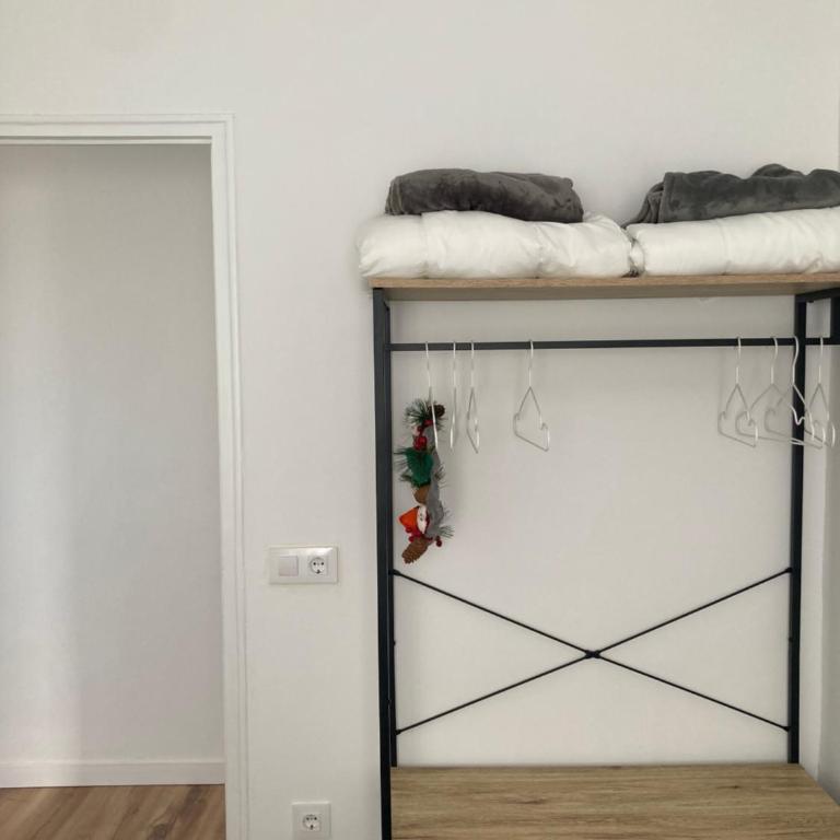 Mas Pinell Piscina - Two-Bedroom Apartment - 22