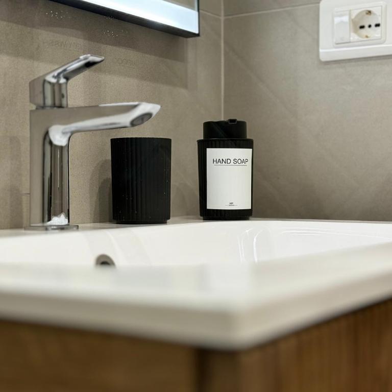 Carafa Rooms - Camera Deluxe - 7