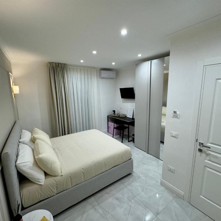 Carafa Rooms - Camera Deluxe - 10