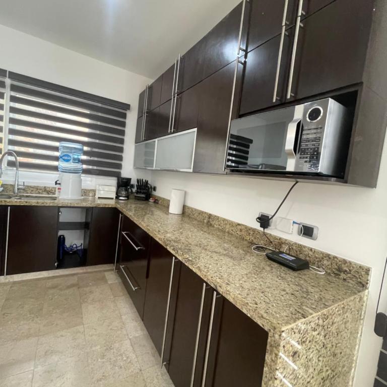 Spacious apartment 1 block from the beach - Apartamento de 2 dormitorios - 5
