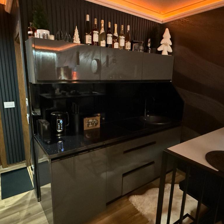 Black Elegant & Spa Kop - One-Bedroom Apartment - 25