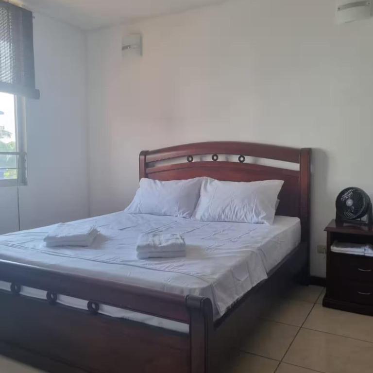 Gualanday Apartamento Valle del Lili - Apartamento de 2 dormitorios con vistas a la piscina - 4