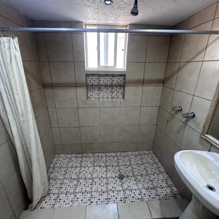 Condominio 1 - Apartamento de 1 dormitorio - 5