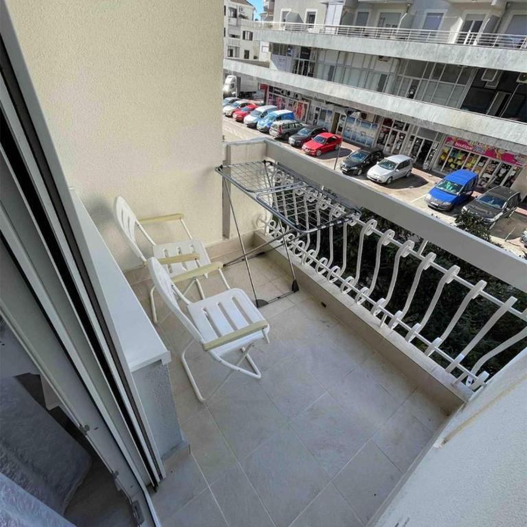 City Center Apartment - Two-Bedroom Apartment - 7