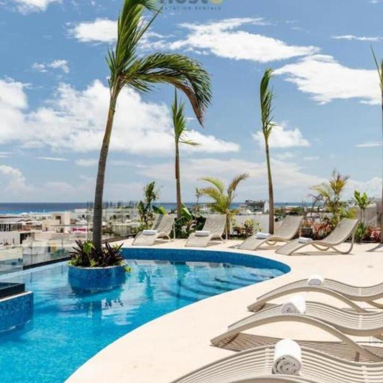 Lil Town - Studio Rooftop Pool & Gym - 46