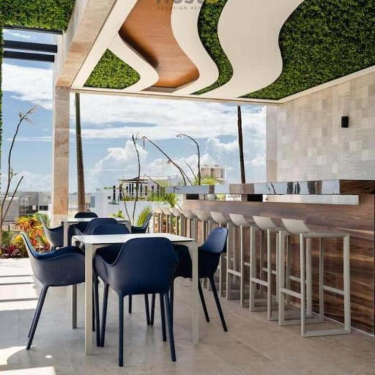 Lil Town - Studio Rooftop Pool & Gym - 45
