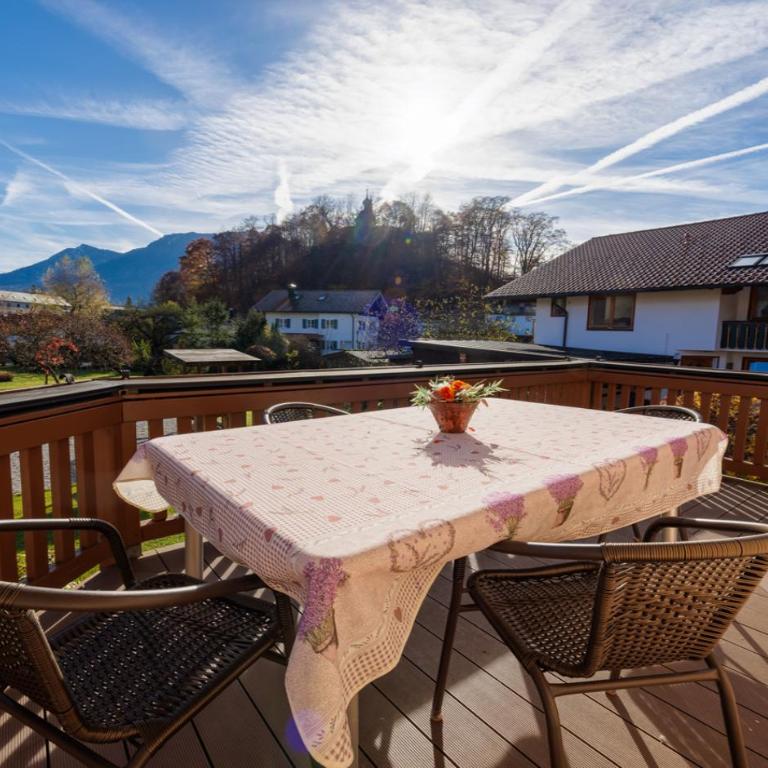 Ferienwohnungen am Westernberg inkl. Chiemgaukarte - Apartment - 9
