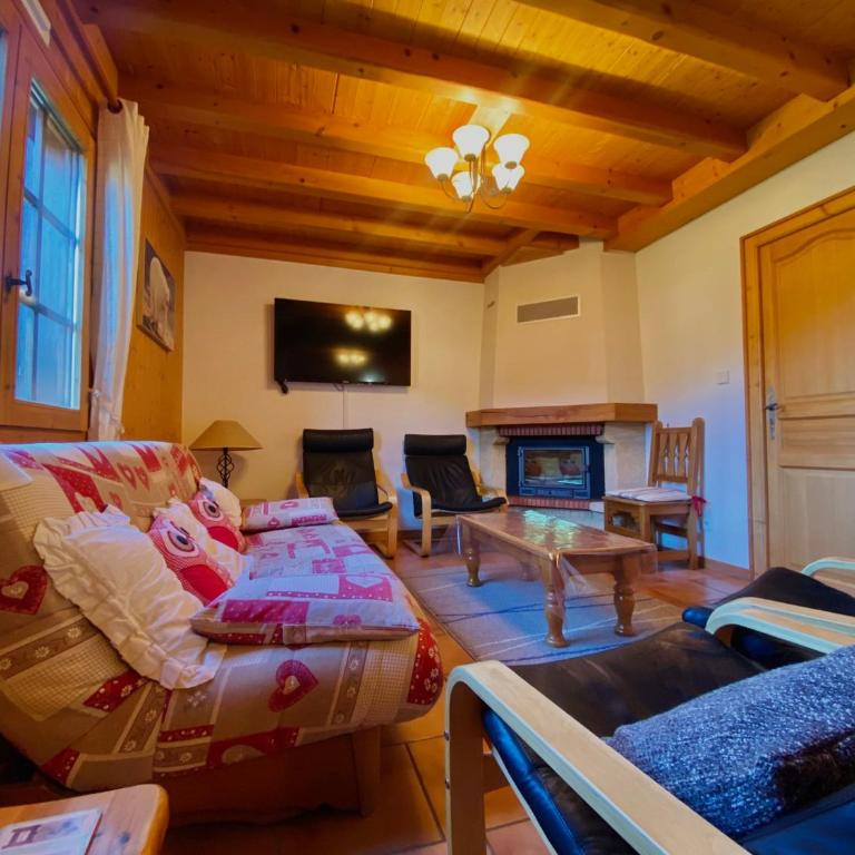 Appartement chalet à Morillon, 3 chambres, parking, proche centre - Appartement 3 Chambres - 1