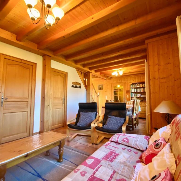 Appartement chalet à Morillon, 3 chambres, parking, proche centre - Appartement 3 Chambres - 3