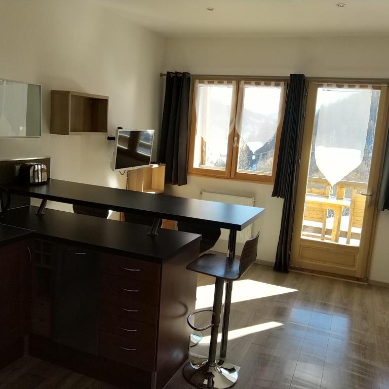 Les Balcons de L'Izoard - Appartement 1 Chambre avec Balcon et Vue sur les Montagnes - 5
