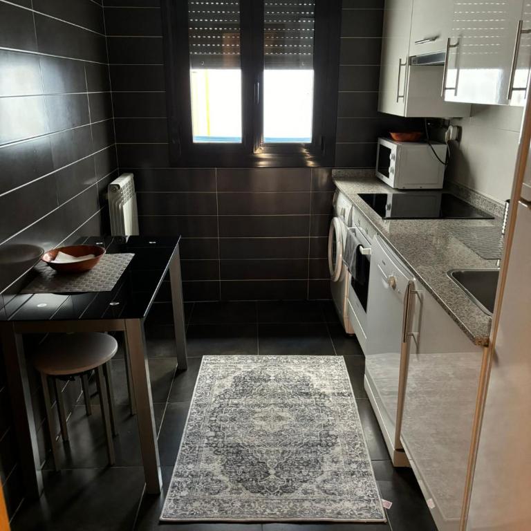 Apartamentos El Espolón - Apartamento de 2 dormitorios - 3