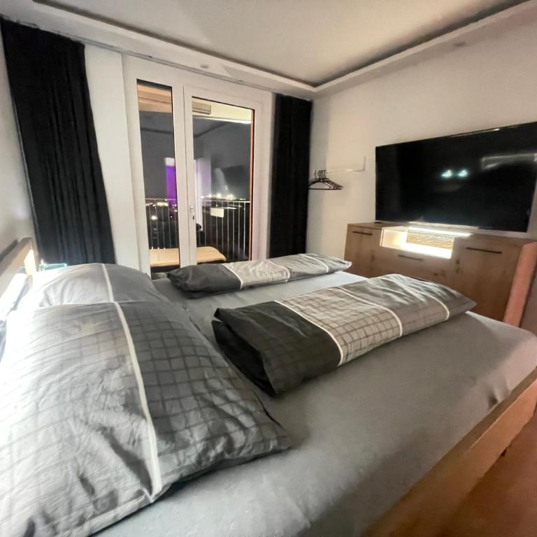100 qm Penthouse, Self-Check-In, 2 Parkplätze - Penthouse-Apartment - 42