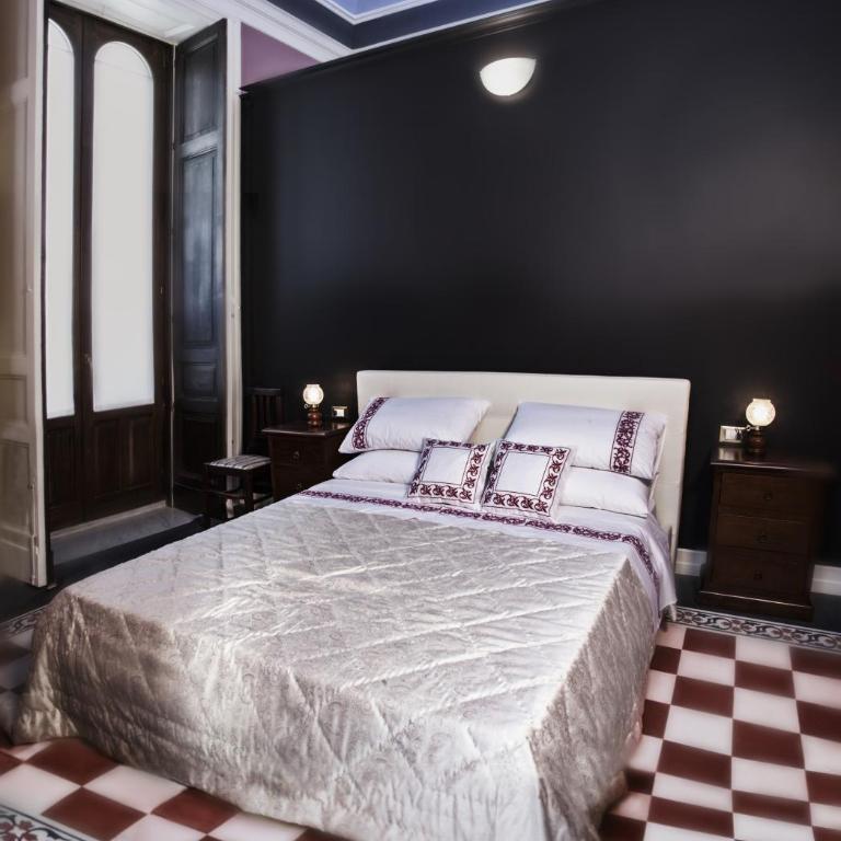 Art Fashion House Luxury Rooms - Suite with Balcony - 12