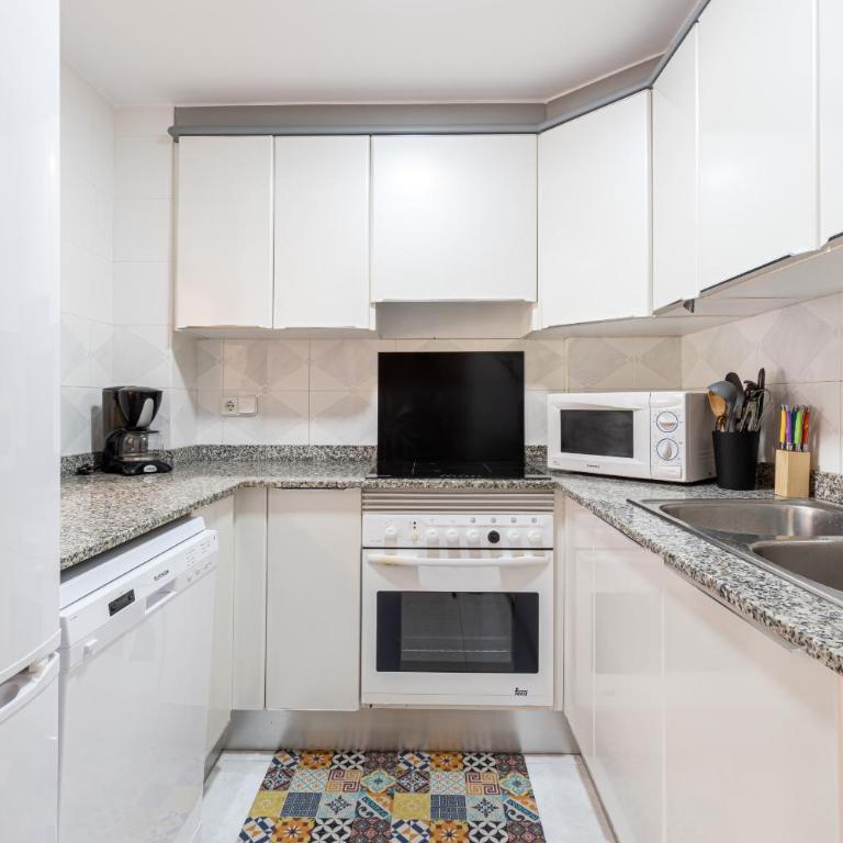 Mediterranean Way - Pineda Tarraco - Two-Bedroom Apartment - 4