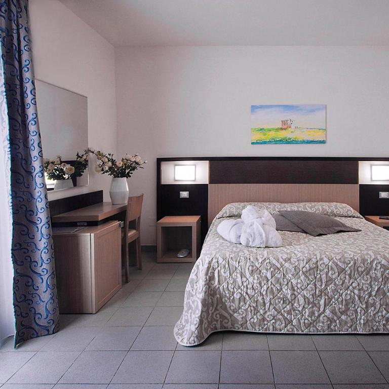 Riva Marina Resort - CDSHotels - Camera Matrimoniale Comfort - 2