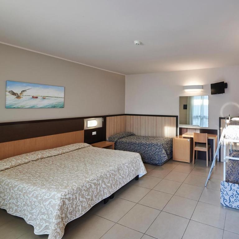 Riva Marina Resort - CDSHotels - Camera Quintupla Comfort - 6