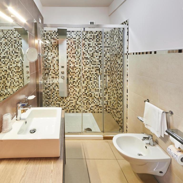 Riva Marina Resort - CDSHotels - Camera Matrimoniale Comfort - 6