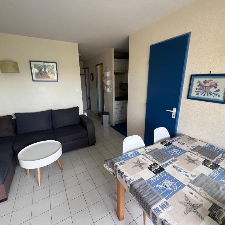 SOPRALAND Joli T2 avec cabine piscine proche plage Richelieu Cap d Agde - Appartement - Vue sur Piscine - 9