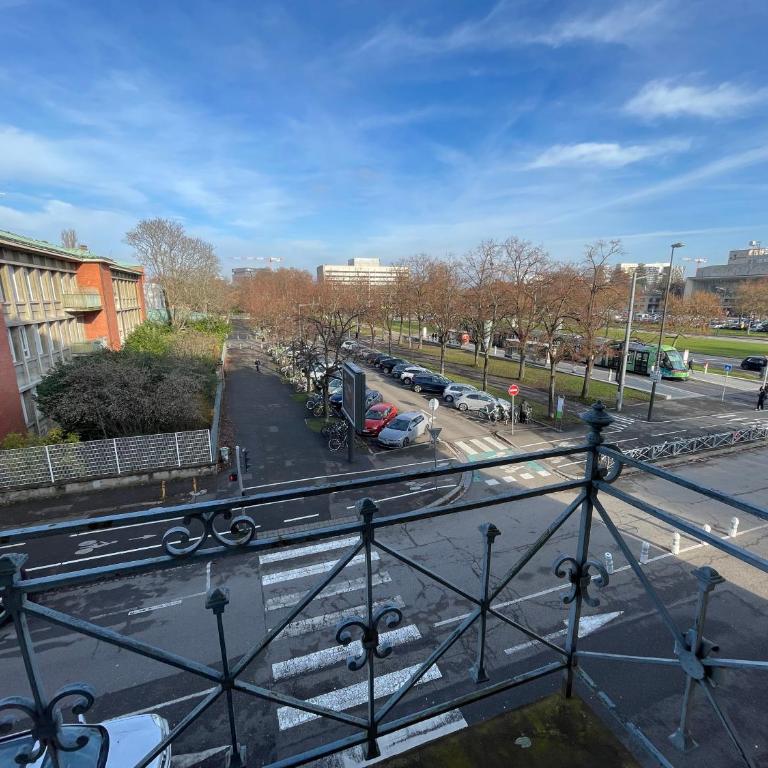 Le Kablé - Proche Palais de la Musique et des Congrès - Lycée Kléber - Three-Bedroom Apartment - 5