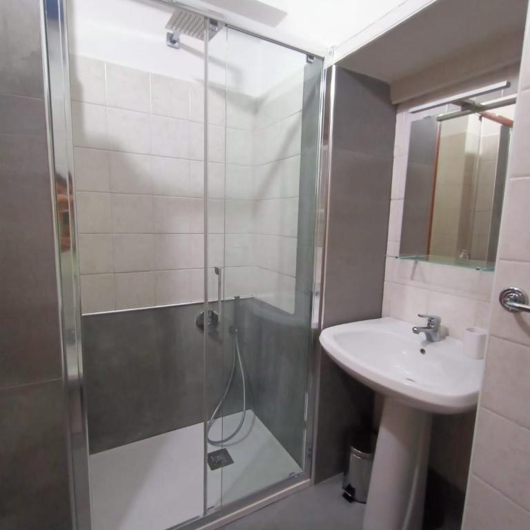 78 Materdei - Camera Matrimoniale con Bagno Privato Esterno - 14