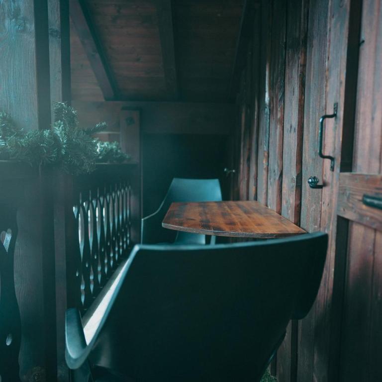 Auberge La Table D' - Chambre Quadruple avec Salle de Bains Privative - 4
