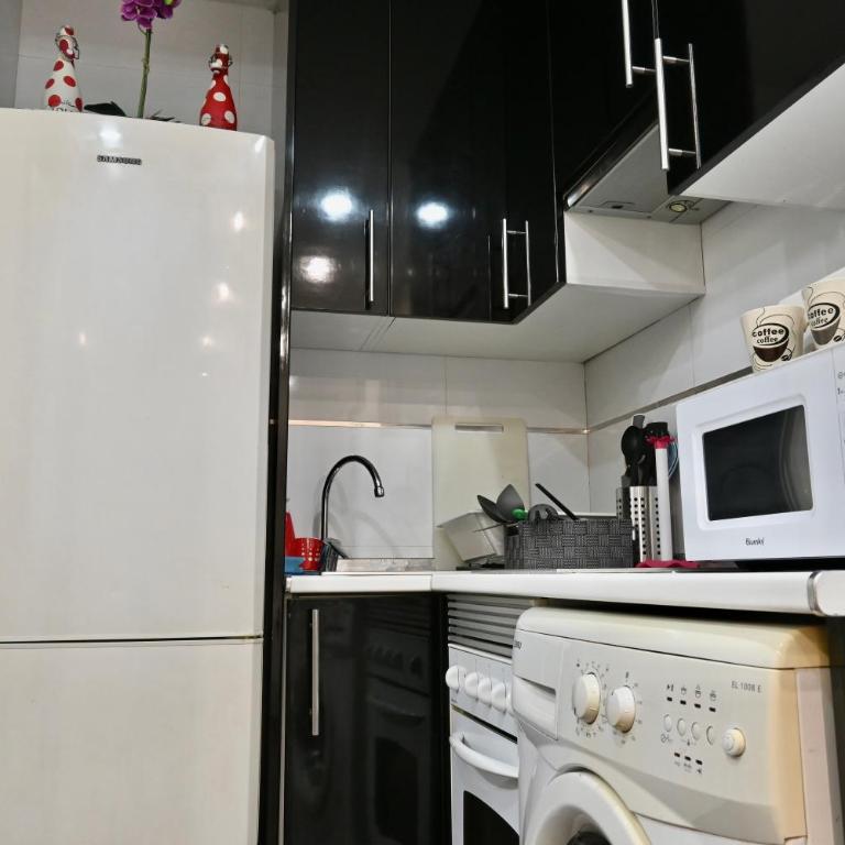 For Yoy Rentals hermoso apartamento tipo Estudio en Madrid Temporal SFL50 - Studio - 24