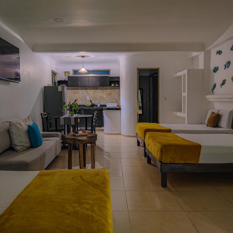 Departamentos Maya - Standard Family Room - 3