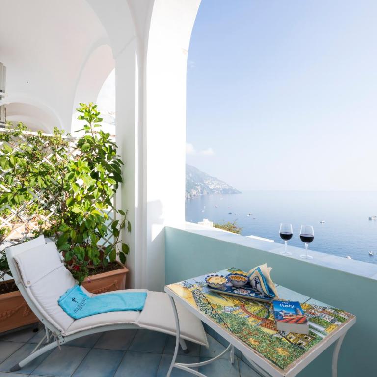 Palazzo Talamo - Camera Deluxe Matrimoniale/Doppia con Letti Singoli con Vista Mare - 13