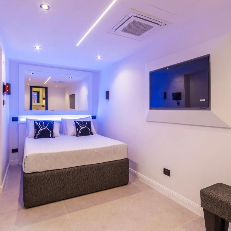JOIVY Borghese Luxury Suite - Appartamento Deluxe con 1 Camera da Letto - 3