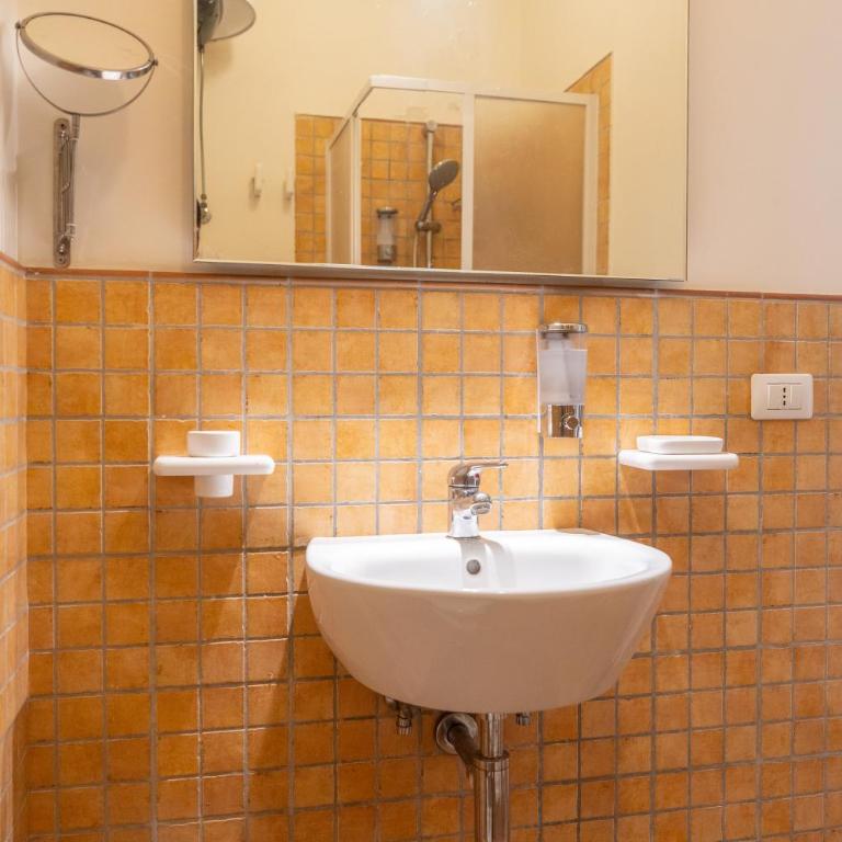 Amenano Apartments - Deluxe Apartment - 12