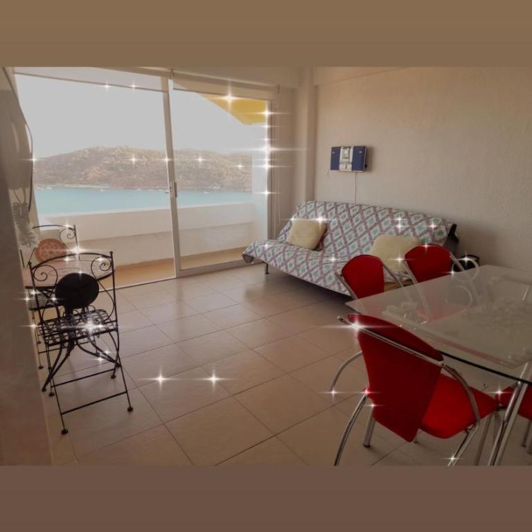 Vista a la isla - Apartamento de 2 dormitorios - 3