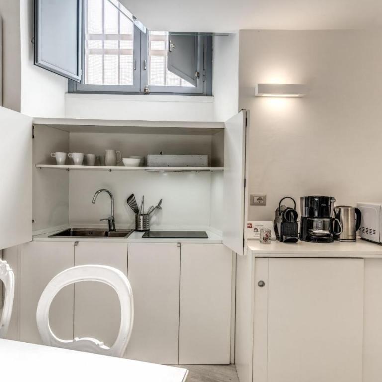 Elegant Flat Rome Trastevere - Appartamento con 3 Camere da Letto - 35