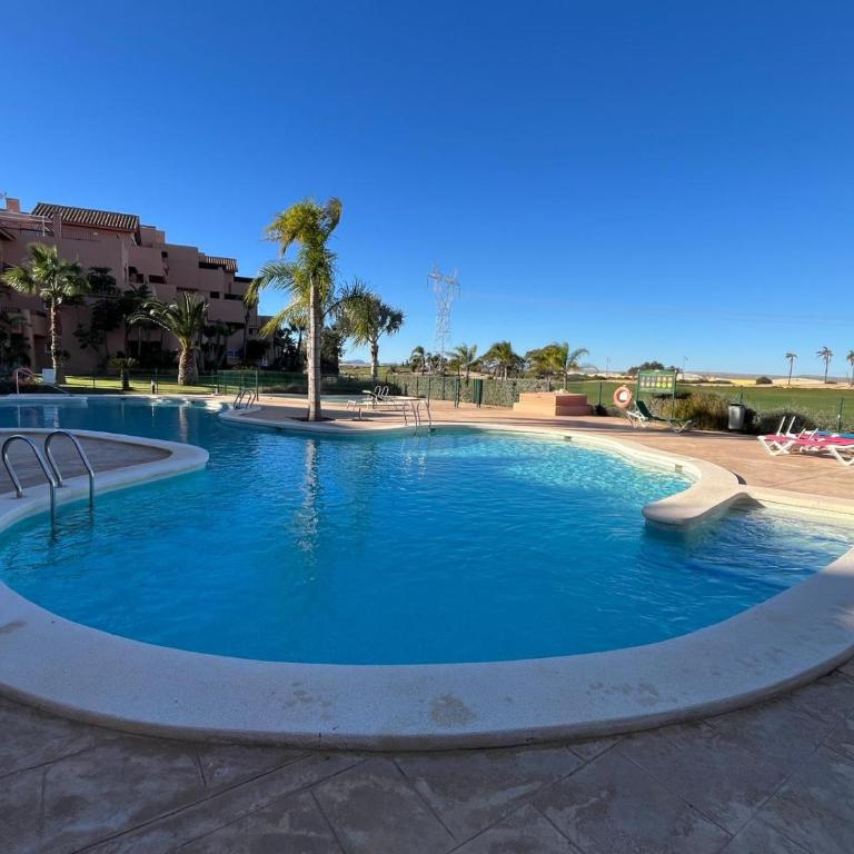 Mar Menor Golf Resort 2 Bed Apartment - Apartamento de 2 dormitorios con vistas a la piscina - 17