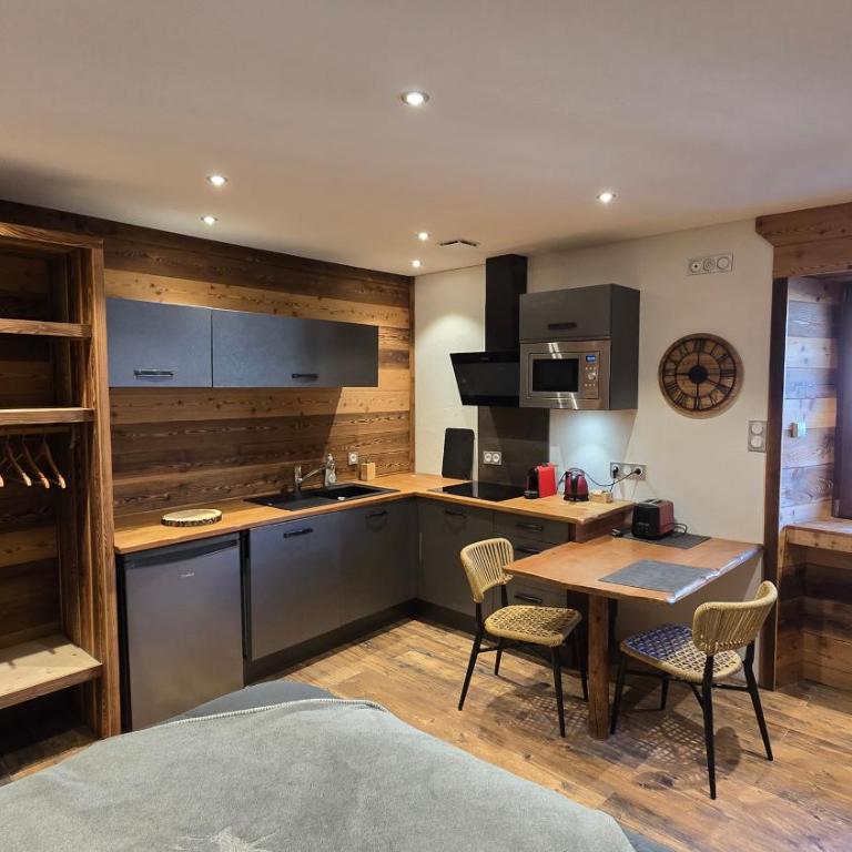 Un Brin Cosy - Chambre Double avec Salle de Bains Privative - 3