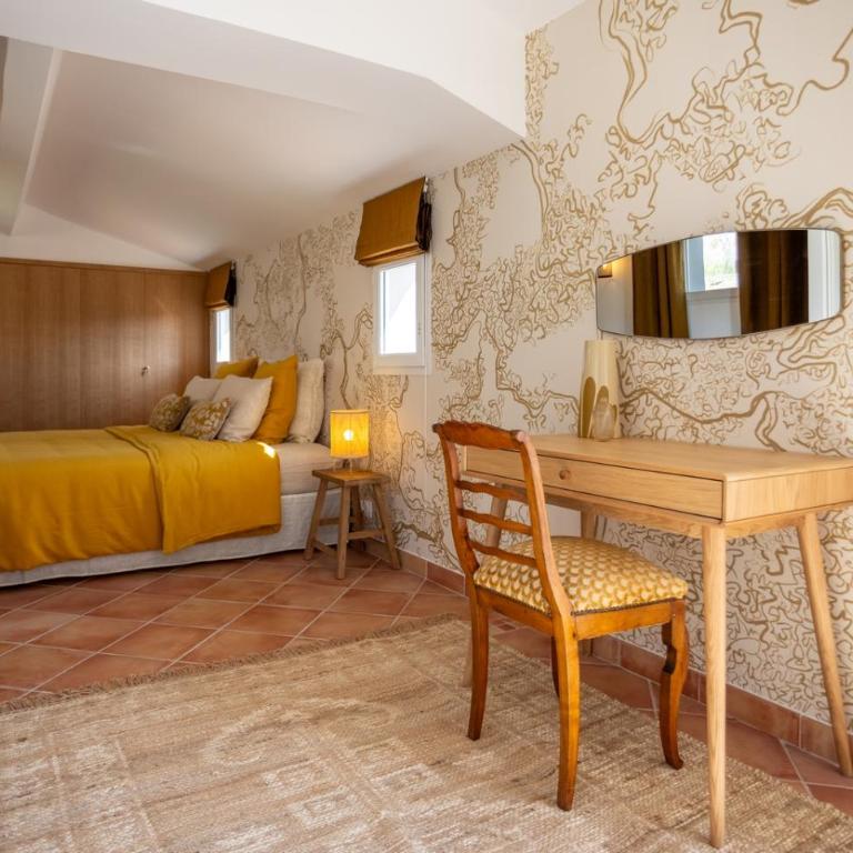 Villa Mimosa, climatisée avec Piscine et Vue Mer pour 10 personnes à La Londe-Les-Maures - Maison de Vacances - 23
