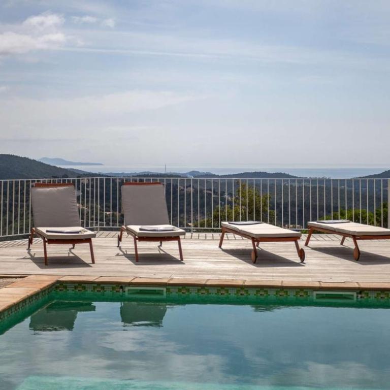 Villa Mimosa, climatisée avec Piscine et Vue Mer pour 10 personnes à La Londe-Les-Maures - Maison de Vacances - 5