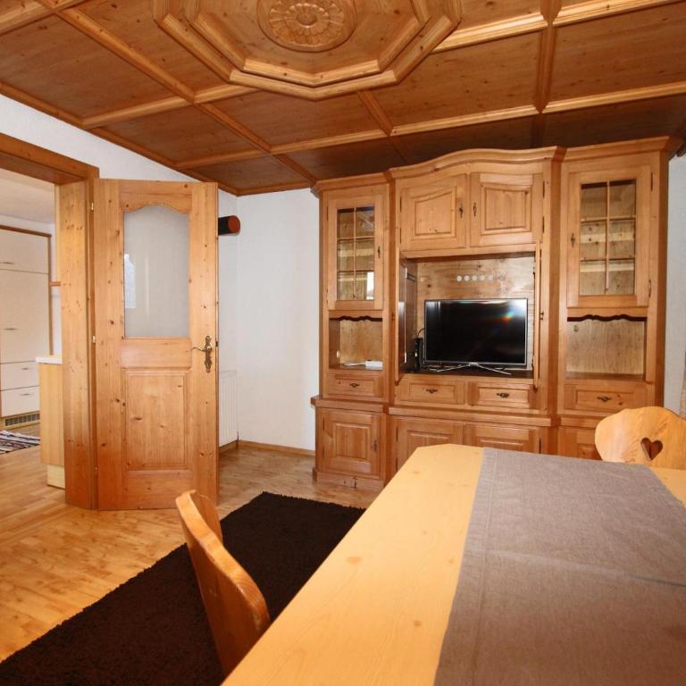 Apartment in Kaltenbach near Ski Lift - Three-Bedroom Apartment - 26