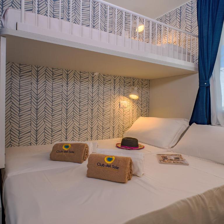Club del Sole Tenuta Primero Grado Family Resort - Junior Suite - 2