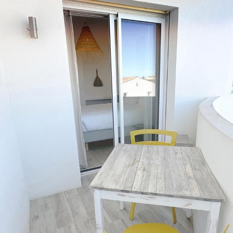 Blanc Sable Hôtel - Chambre Double ou Lits Jumeaux avec Balcon - 7