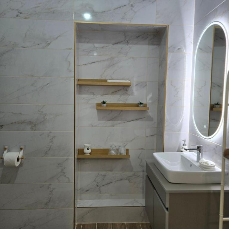 Face 4 Center SUBOTICA - Double Room - 8