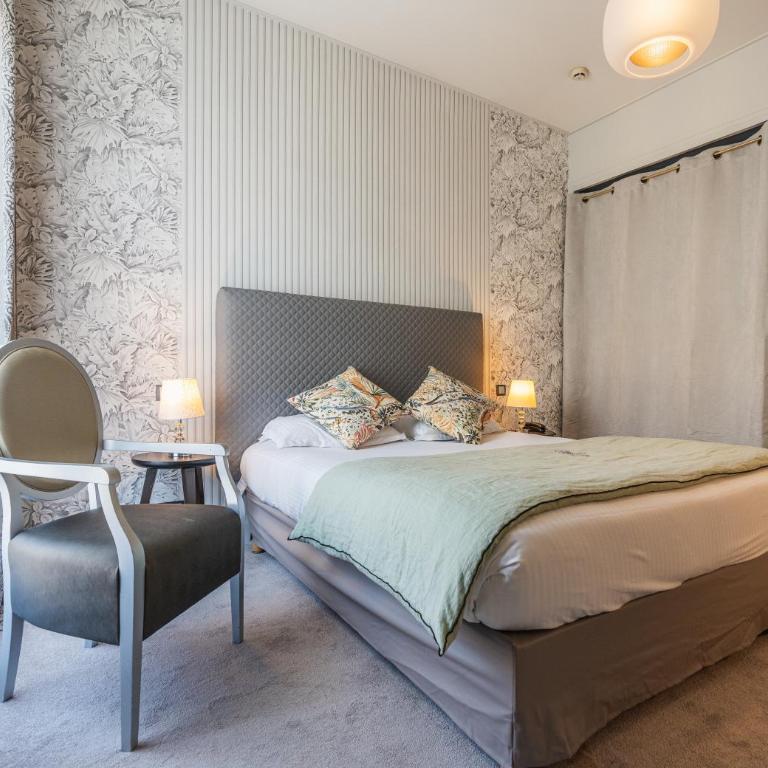 Hotel Villa Victoria - Chambre Double Supérieure - Vue sur Ville - 9
