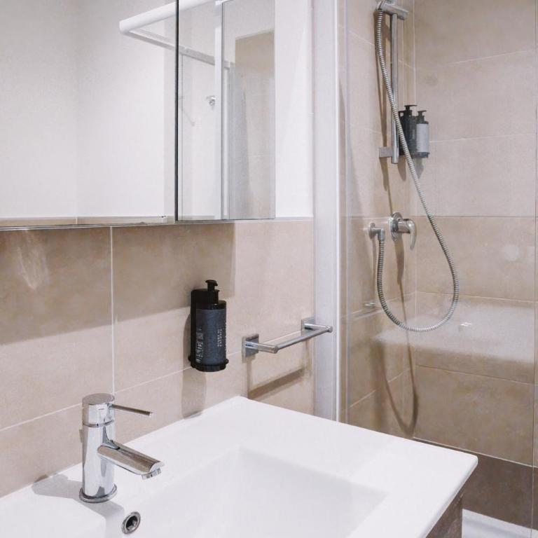 Firenze Dream Homes - Appartamento Deluxe con 2 Camere da Letto e Vista Giardino - 4