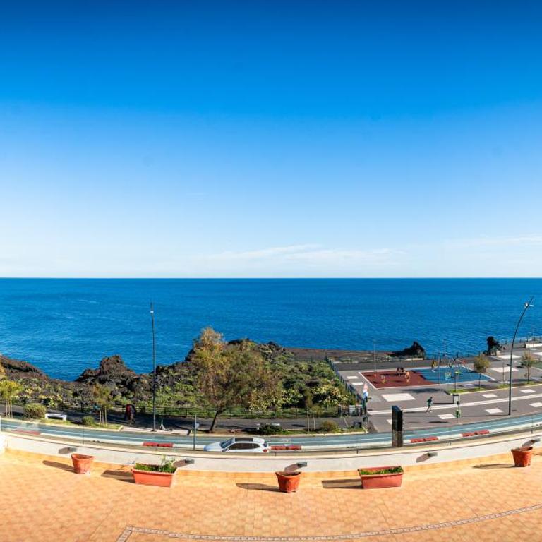 Perla Marina Sea View Apartment - Two-Bedroom Apartment - 17