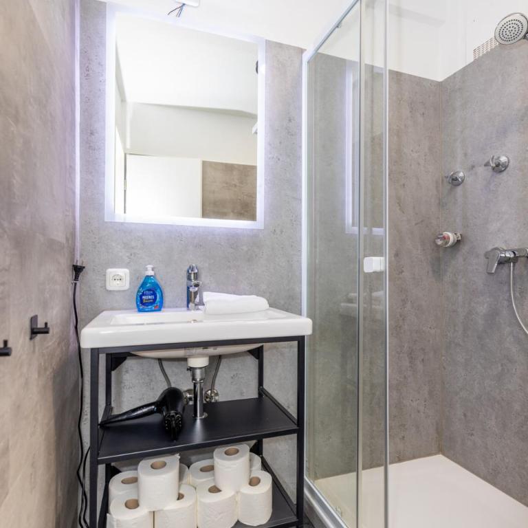 Gemütliche, moderne Ferienwohnung in Stadtnähe - Apartment mit 1 Schlafzimmer und Balkon - 11