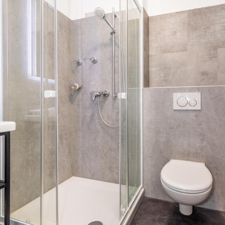 Gemütliche, moderne Ferienwohnung in Stadtnähe - Apartment mit 1 Schlafzimmer und Balkon - 26