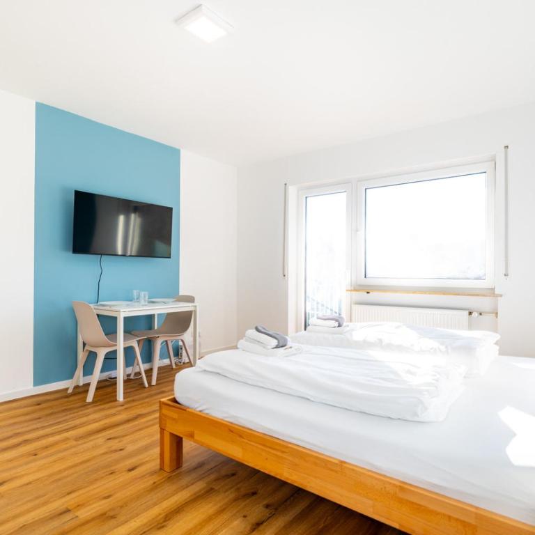 Gemütliche, moderne Ferienwohnung in Stadtnähe - Apartment mit 1 Schlafzimmer und Balkon - 32